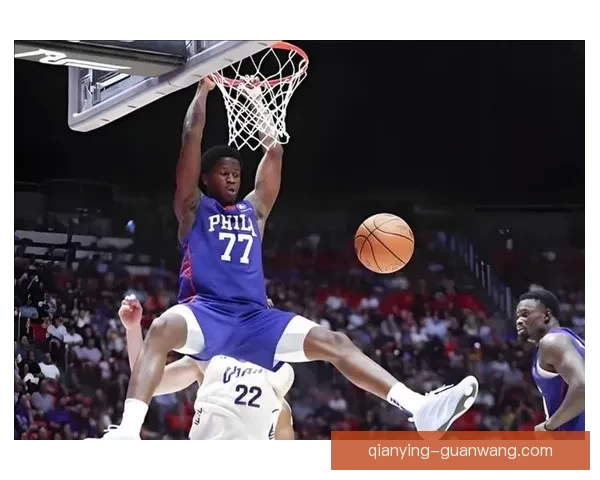 小伙子勇气可嘉埃奇库姆怒批裁判遭吹技术犯规